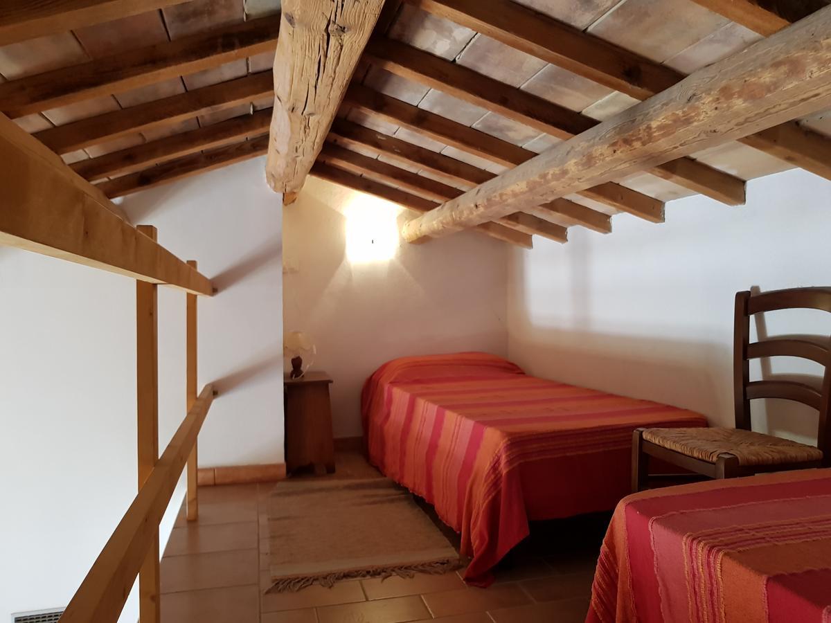 Porrona Agriturismo Bio Le 4 Stagioni מראה חיצוני תמונה